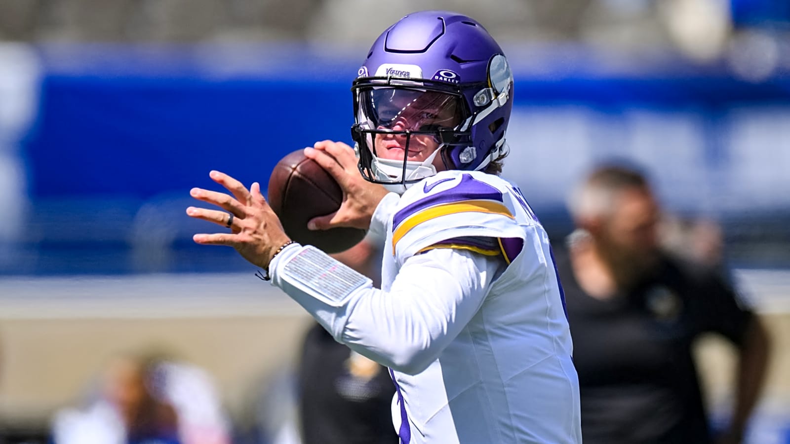 JJ McCarthy had the most embarrassing missed throw of preseason