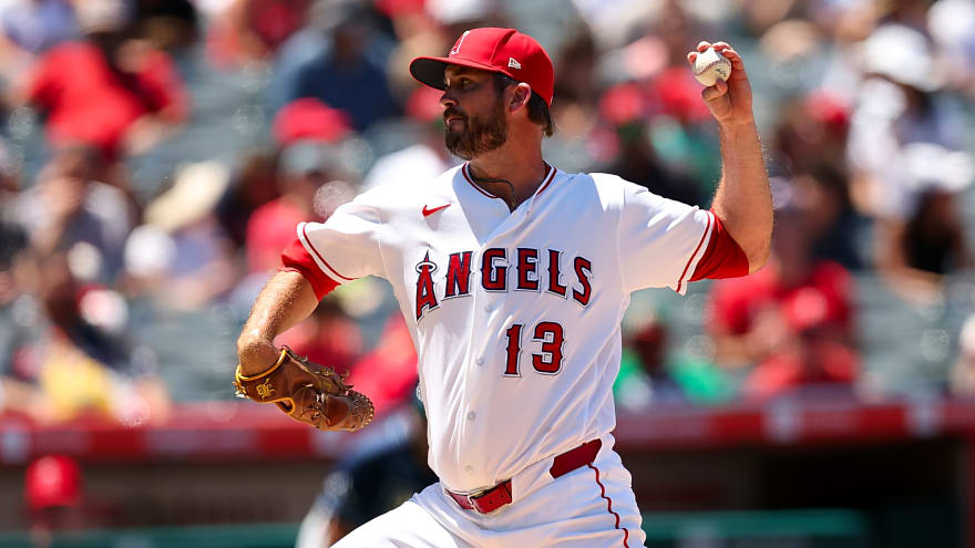 Cubs Sign Drew Pomeranz To Minor League Deal