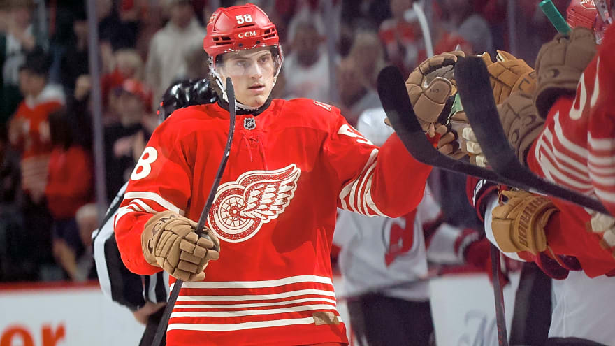 Red Wings eliminated from playoff contention for 10th straight year