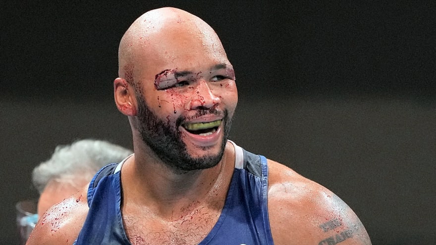 Frazer Clarke Vs. Jeamie TKV Live