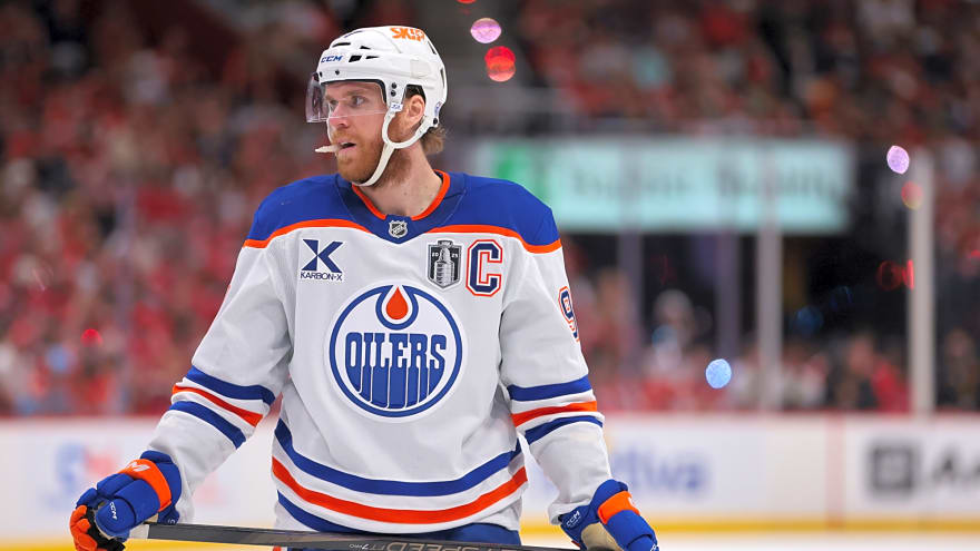 Top NHL Insider Updates Connor McDavid&#39;s Difficult Contract Negotiations in Edmonton