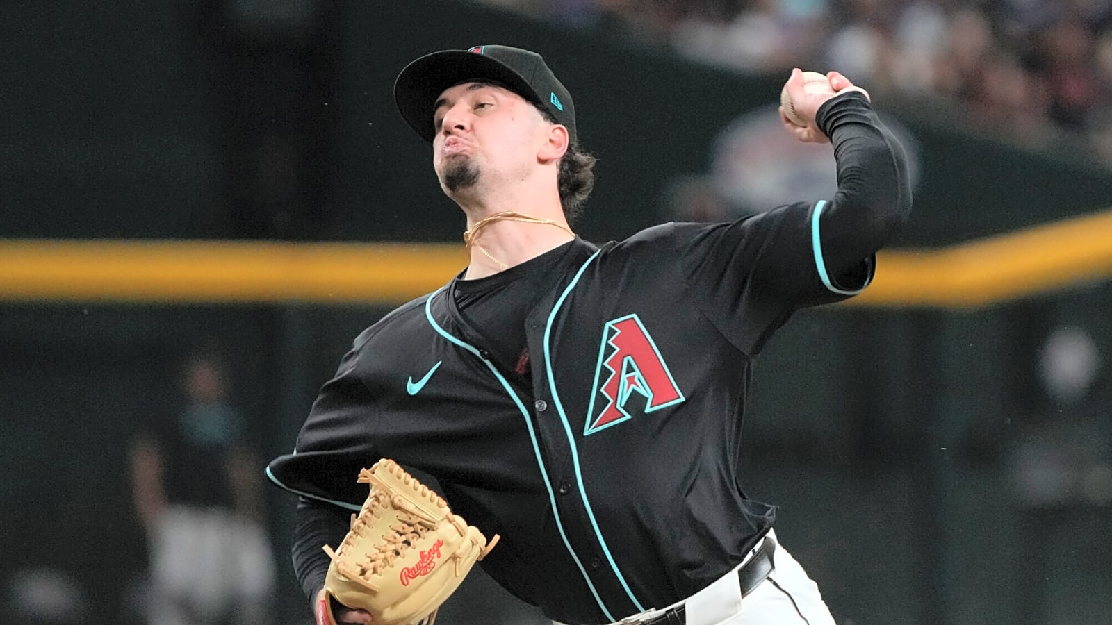 Diamondbacks select veteran southpaw amid series of roster moves