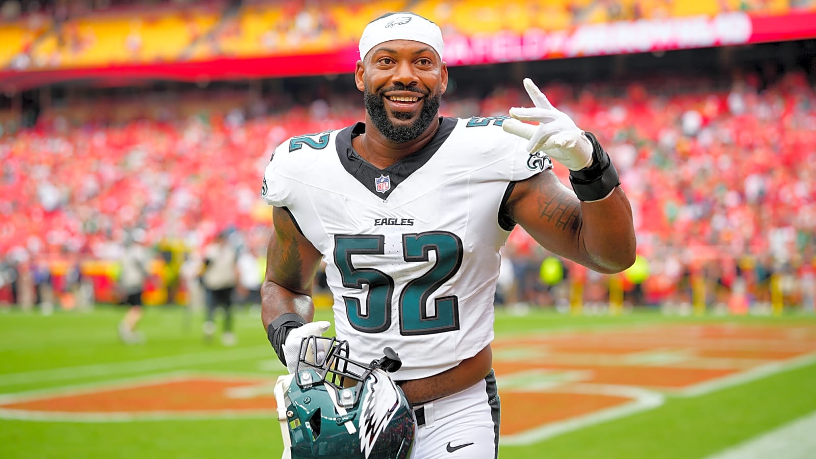 3-time Pro Bowl player surprisingly announces his retirement