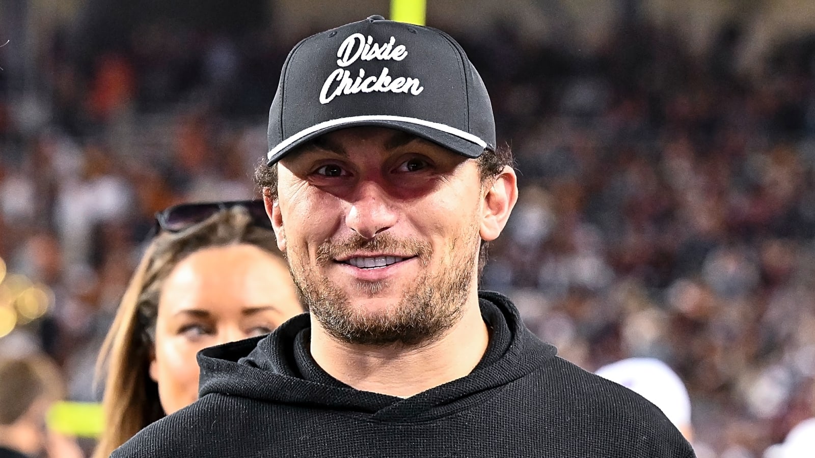 Manziel offers Sanders advice about succeeding with Browns
