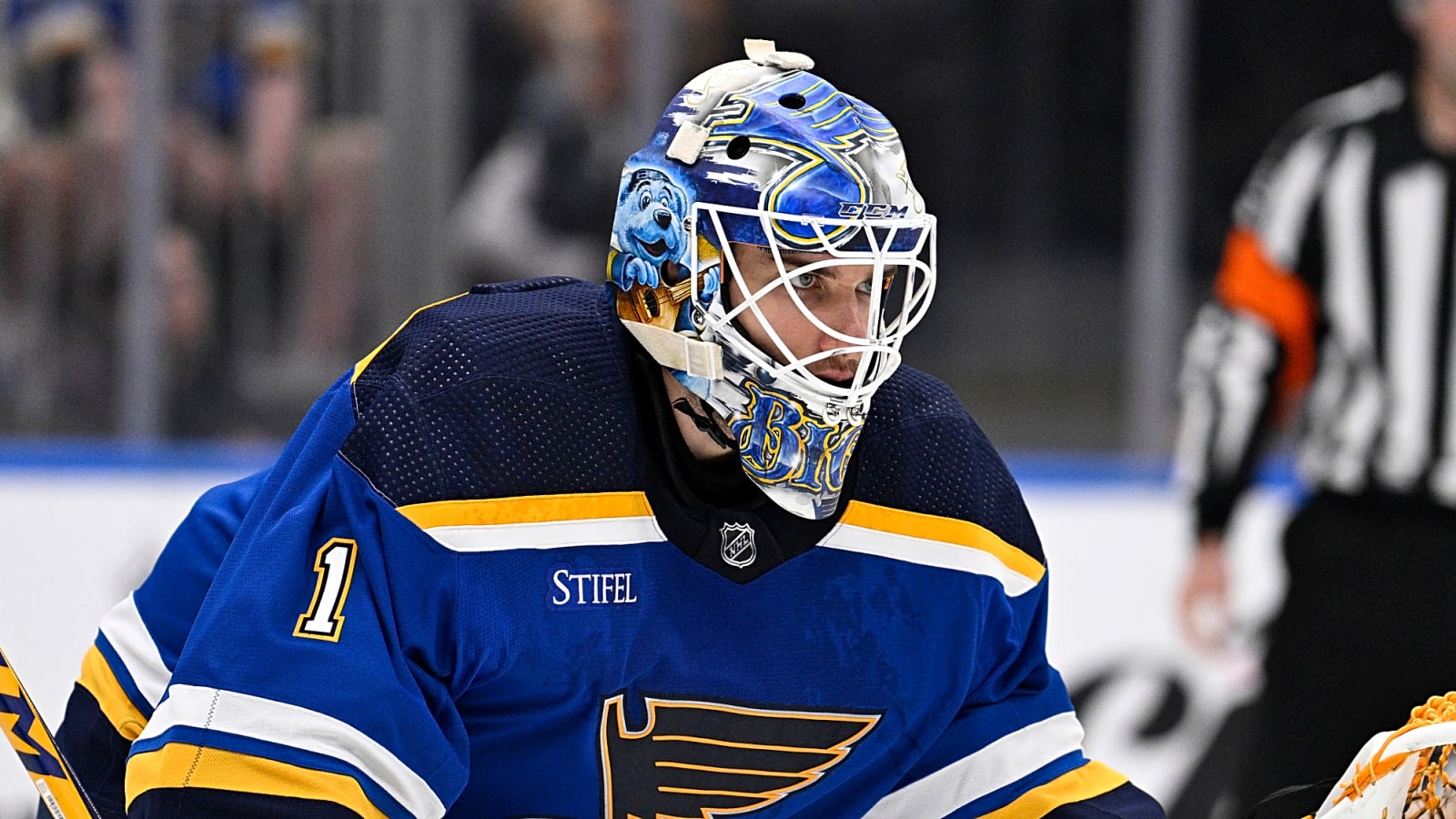 Blues re-sign goaltender Vadim Zherenko