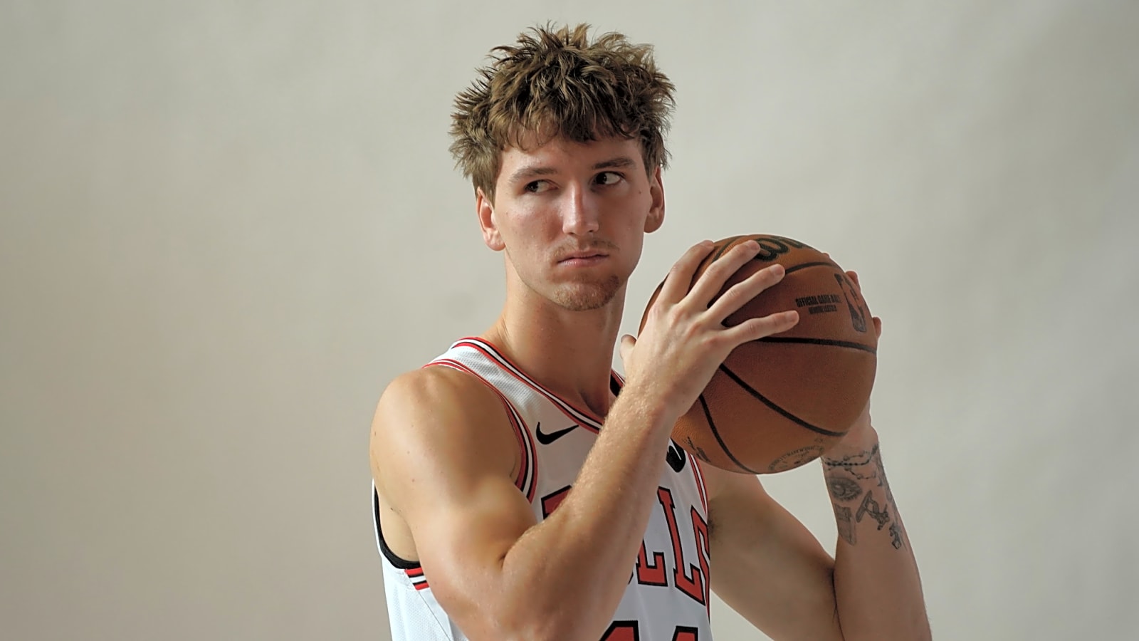 Bulls exercise Matas Buzelis' 2026-27 option