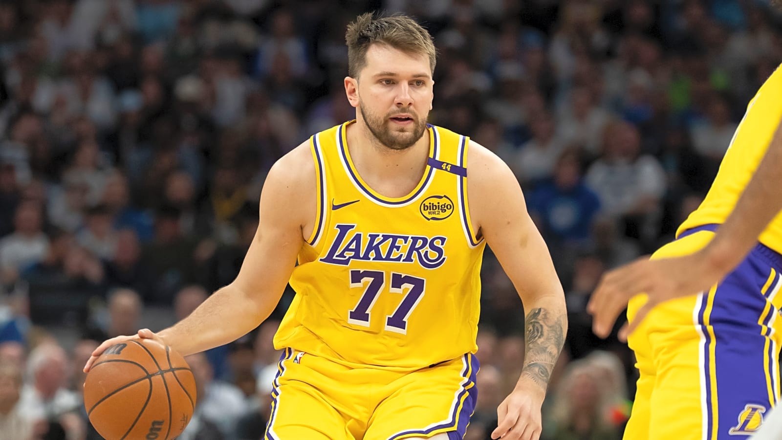 Luka Doncic looks stunningly skinny in new photo with fan