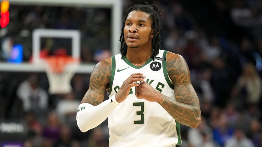 Bucks Bringing Back Kevin Porter Jr. On Two-Year Deal