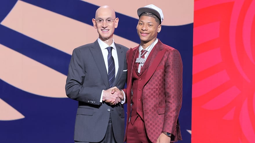 Pelicans Rookie’s Mom 'Threw a Fit' After Finding Out Son Was Bypassing Senior Year of High School