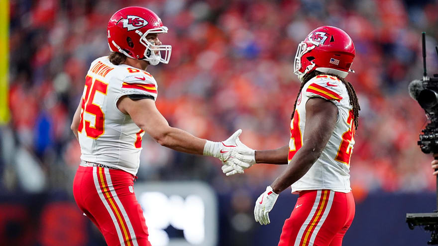 Indianapolis Colts vs. Kansas City Chiefs Start Em Sit Em WEEK 12 2025 Fantasy Football