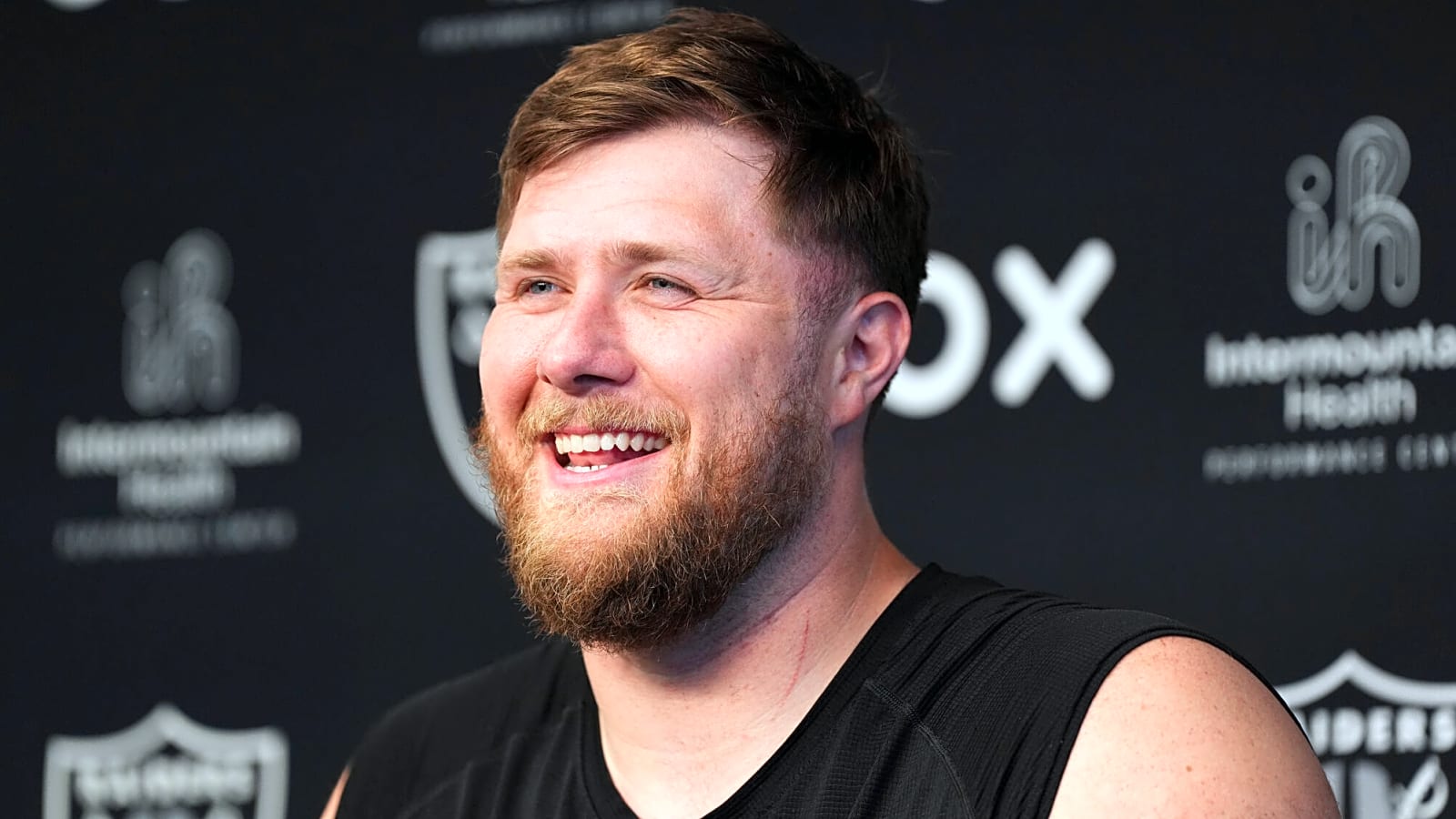 AFC Notes: Kolton Miller, Garrett Nussmeier, Chargers, Chiefs, Raiders