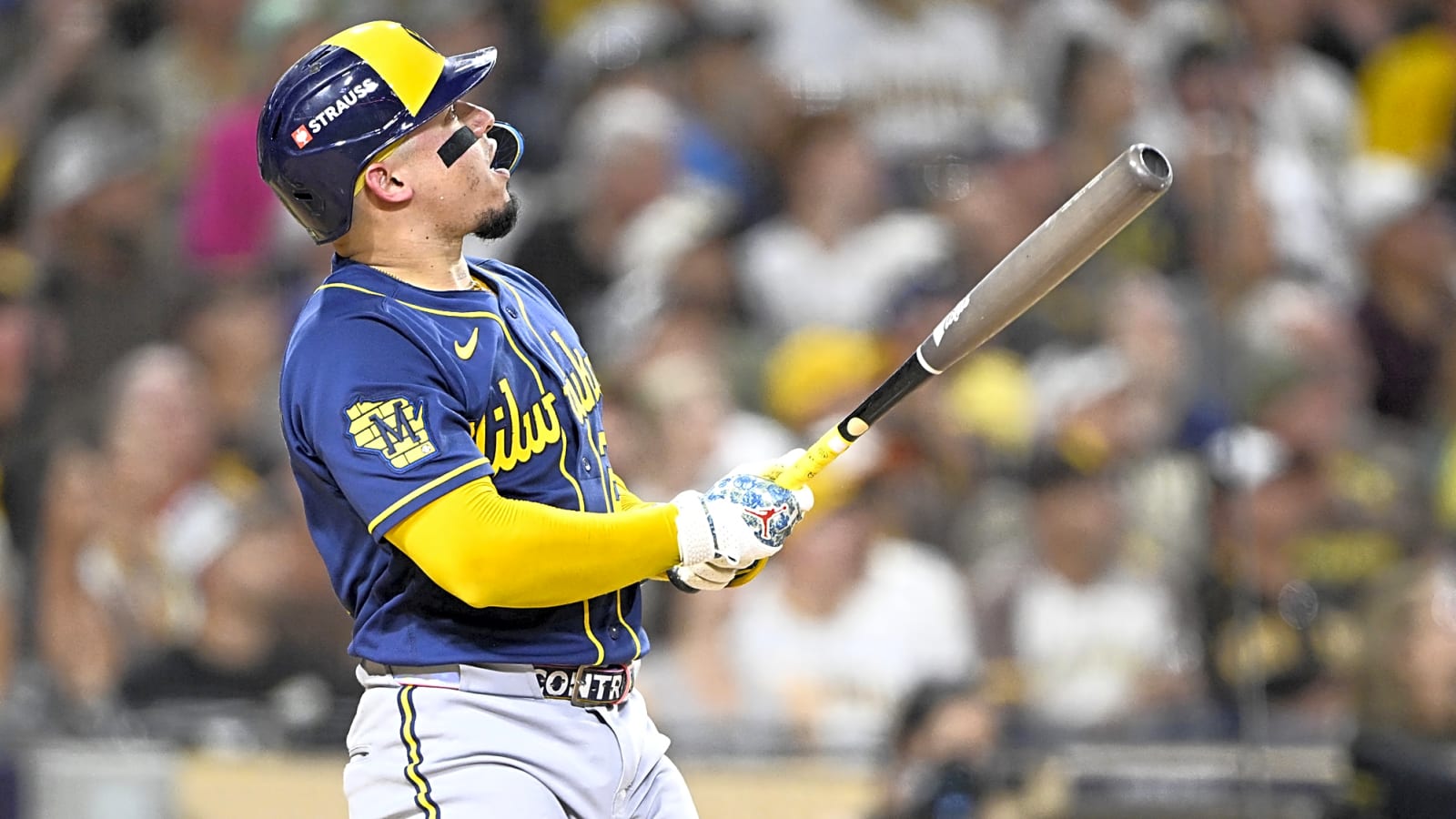 William Contreras sparks Brewers' Game 2 rally against Dodgers