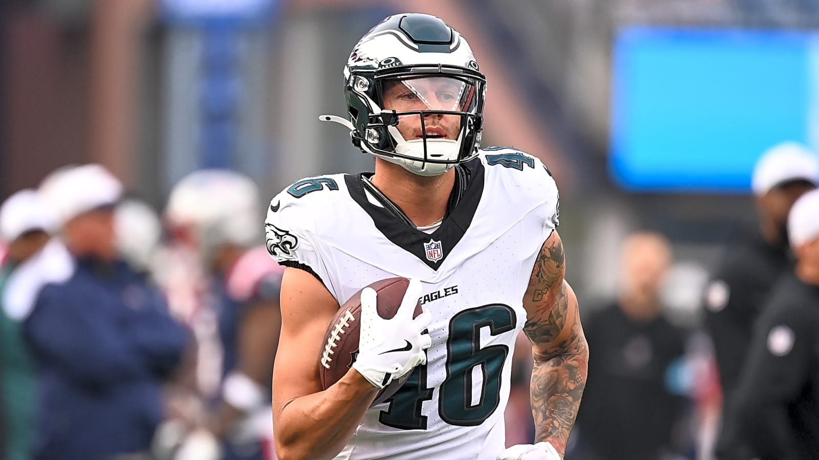Bucs Sign Another Tall, Fast WR