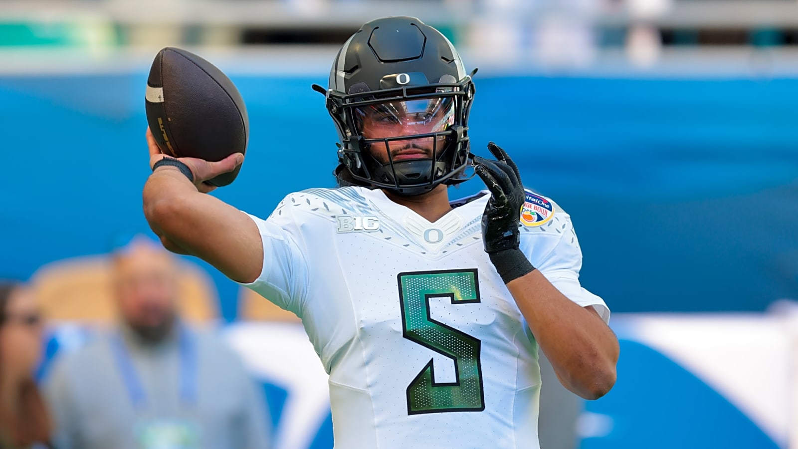 Top eight college football stars who passed on the 2026 NFL Draft