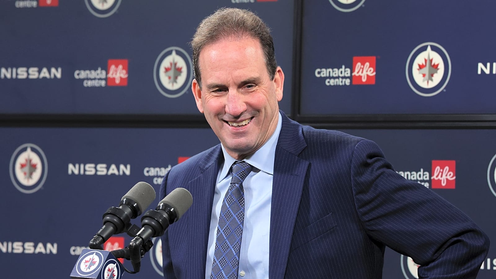 Sportsnet Insider Predicts Jets to Make Trade With Blackhawks at NHL Entry Draft