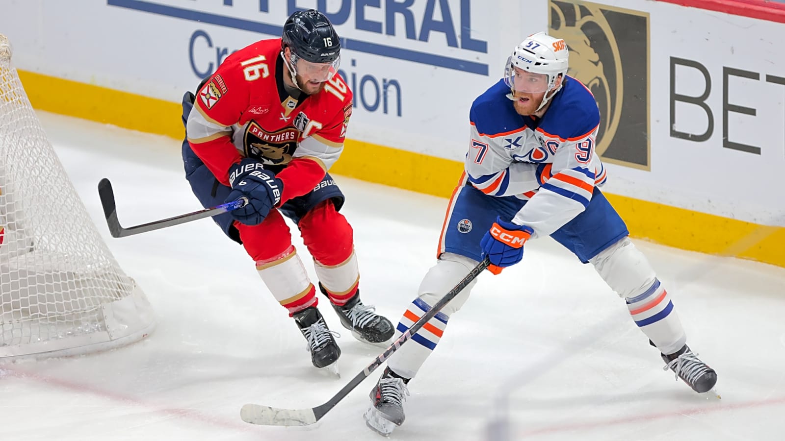 Report: NHLPA Pressuring McDavid During Contract Talks with Oilers