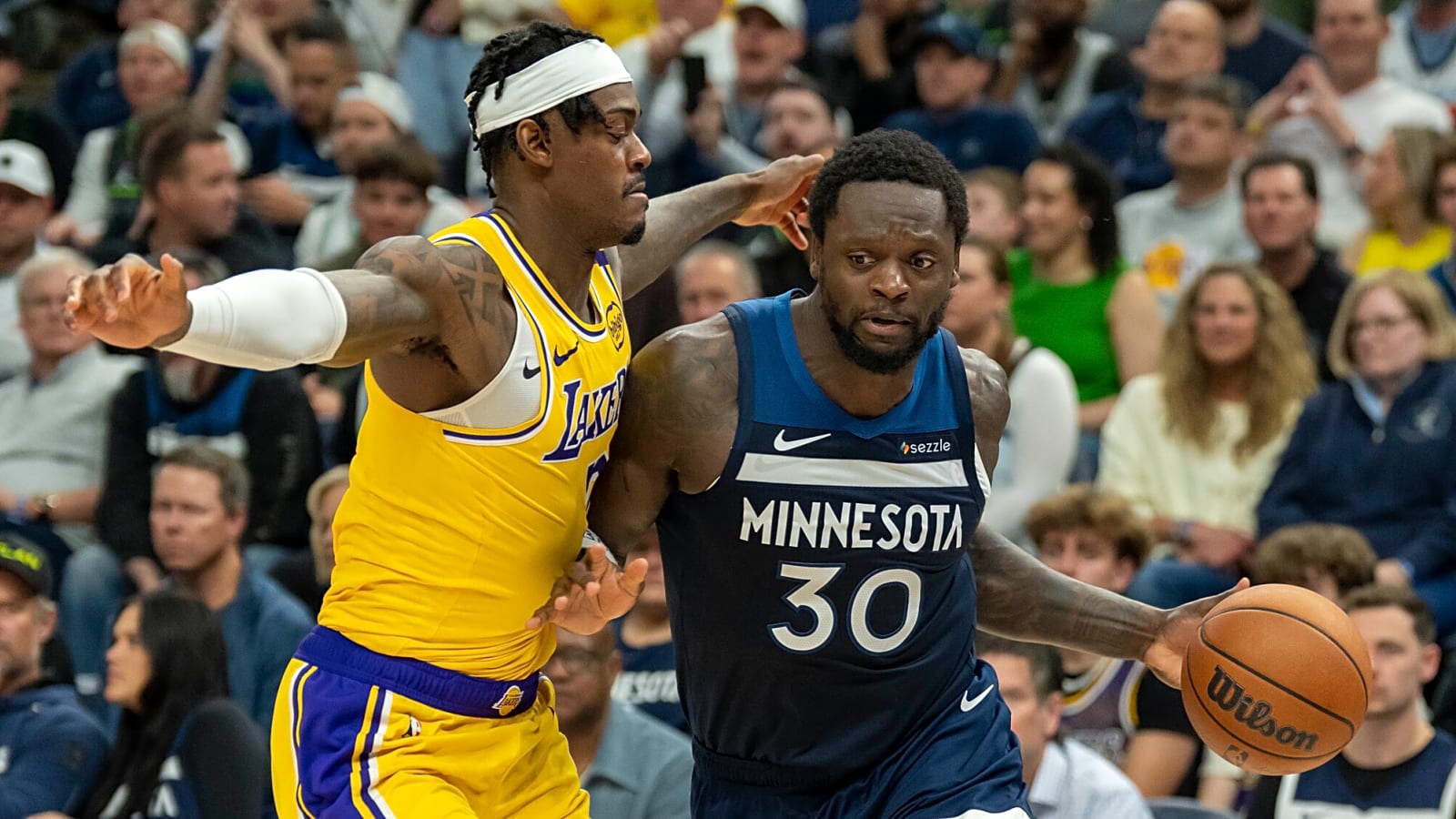 Lakers' lack of rim protection costs them in Game 3