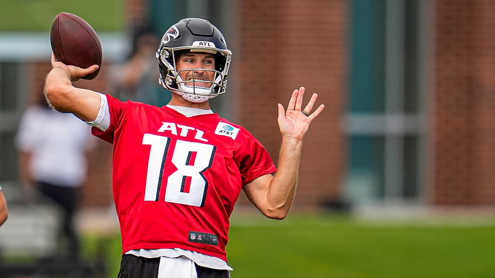 NFC Notes: Kirk Cousins, Falcons, Panthers, Buccaneers