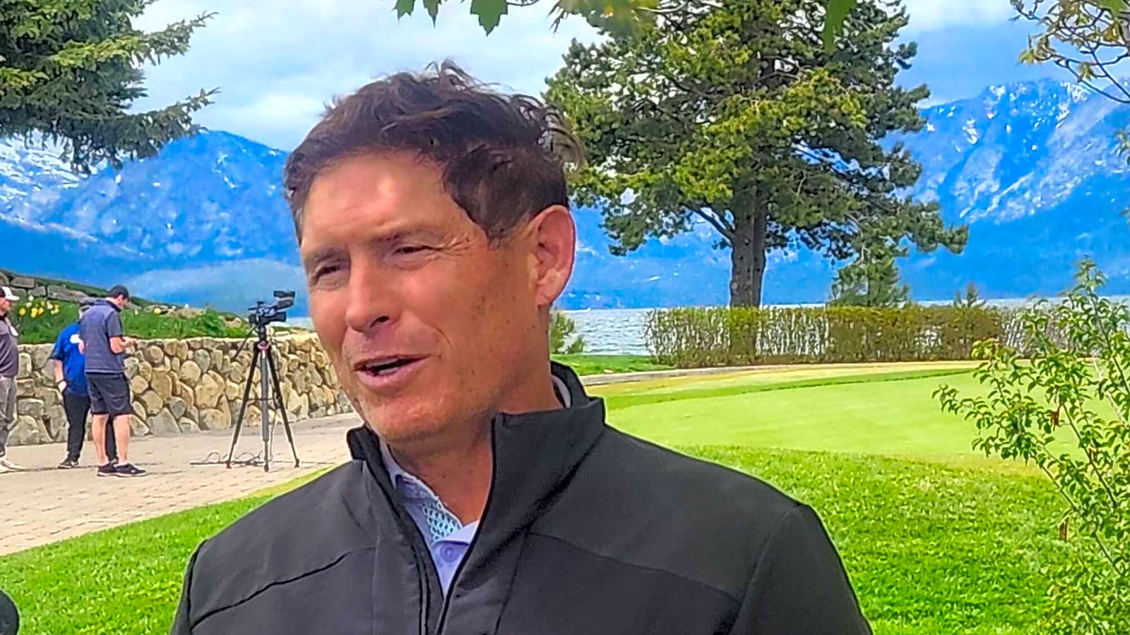 When Steve Young Left Checks Worth $4 Million in His Teammate’s Drawer & Almost Committed Tax Crime
