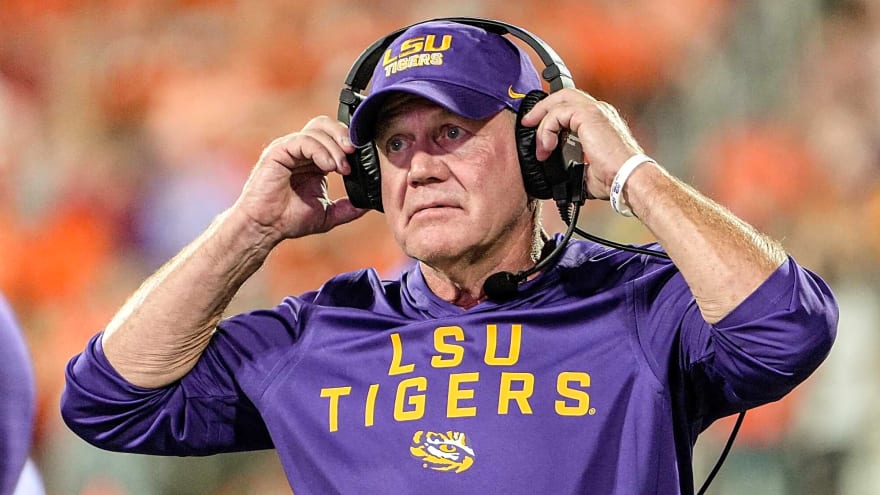 Brian Kelly Apologizes for Outburst at Reporter Following LSU Game