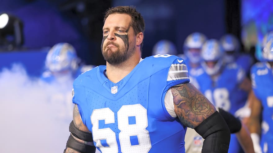 Lions’ Taylor Decker makes surprising career announcement