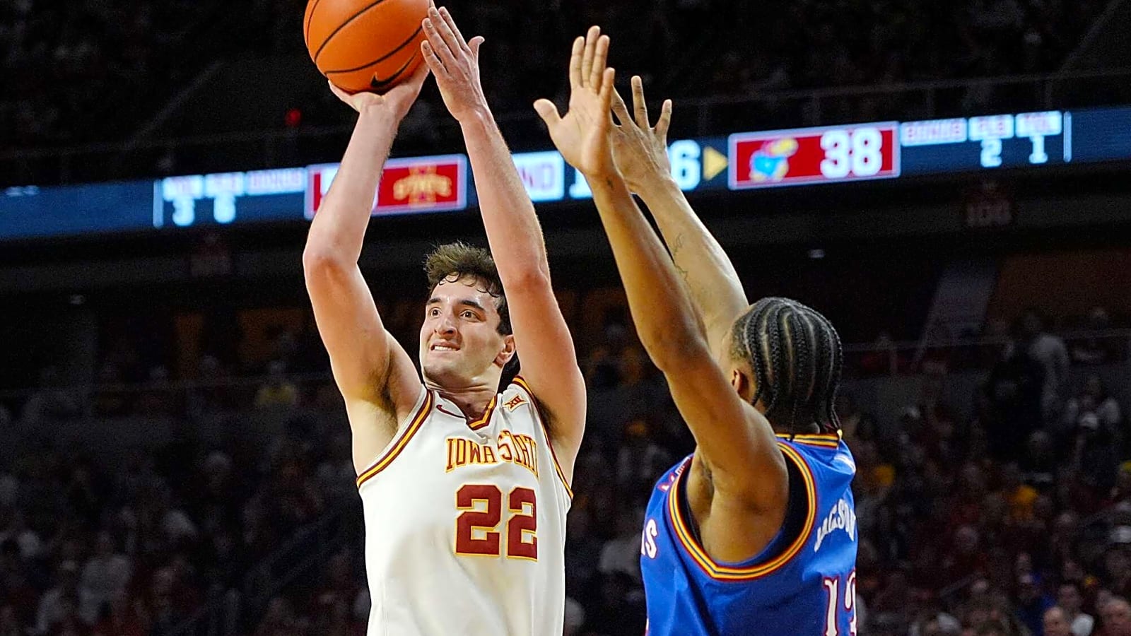 No. 5 Iowa State proves itself with blowout win over No. 9 Kansas