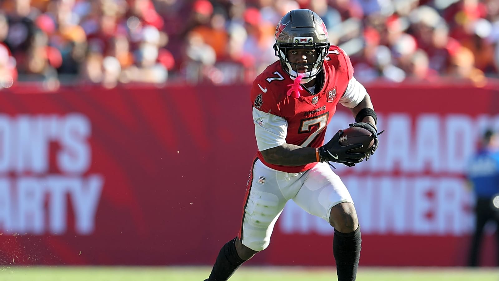 NFC Notes: Bucky Irving, Adam Thielen, Buccaneers, Panthers, Saints