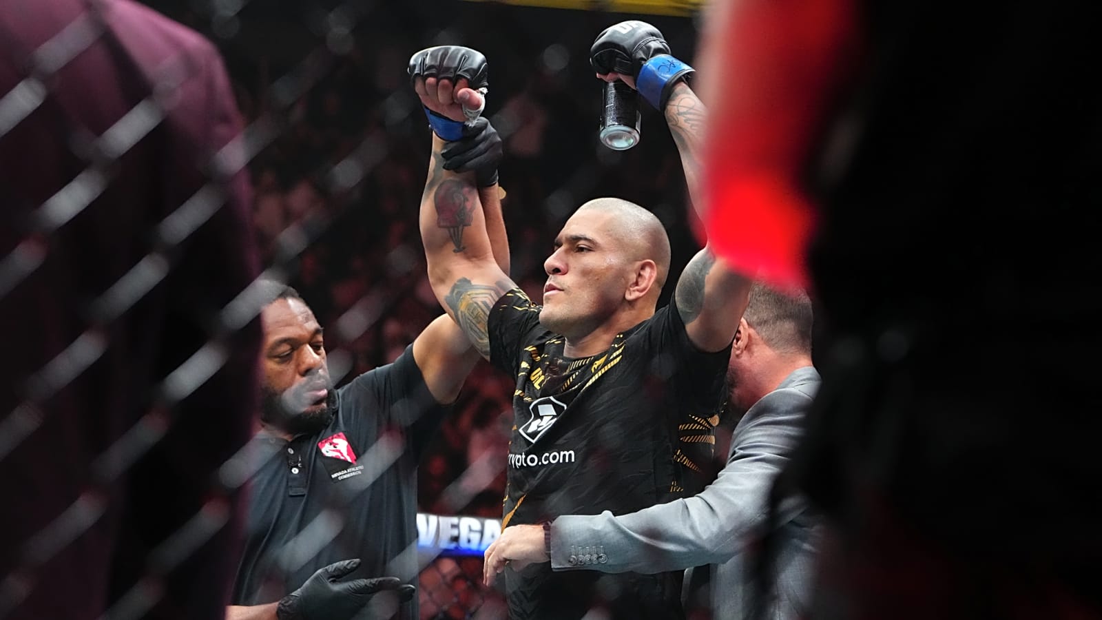 Sorry Dana! Alex Pereira Only Wants Jon Jones at the White House After Historic UFC 320 Win