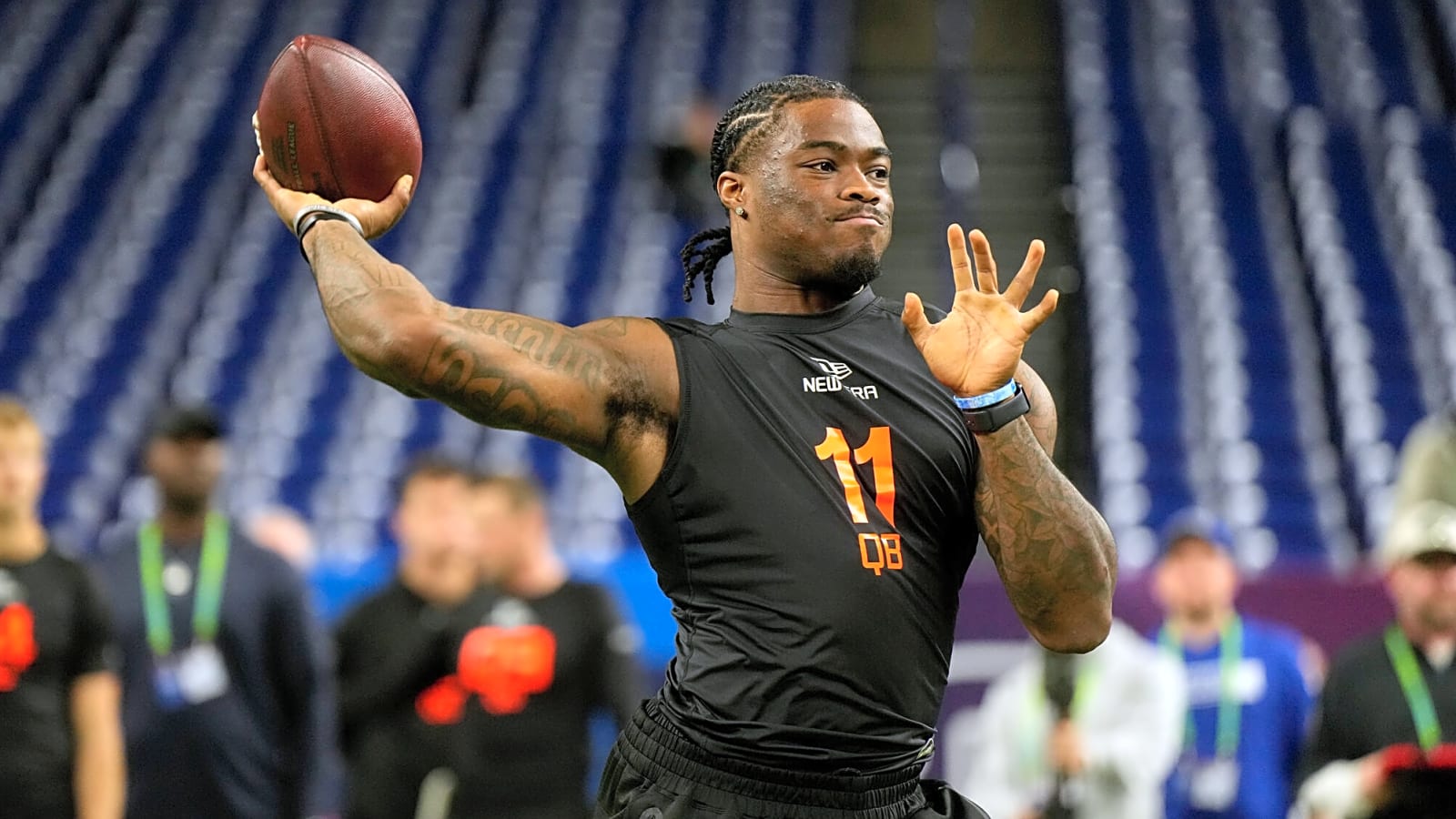 Giants to bring in two more QBs for last-minute visits