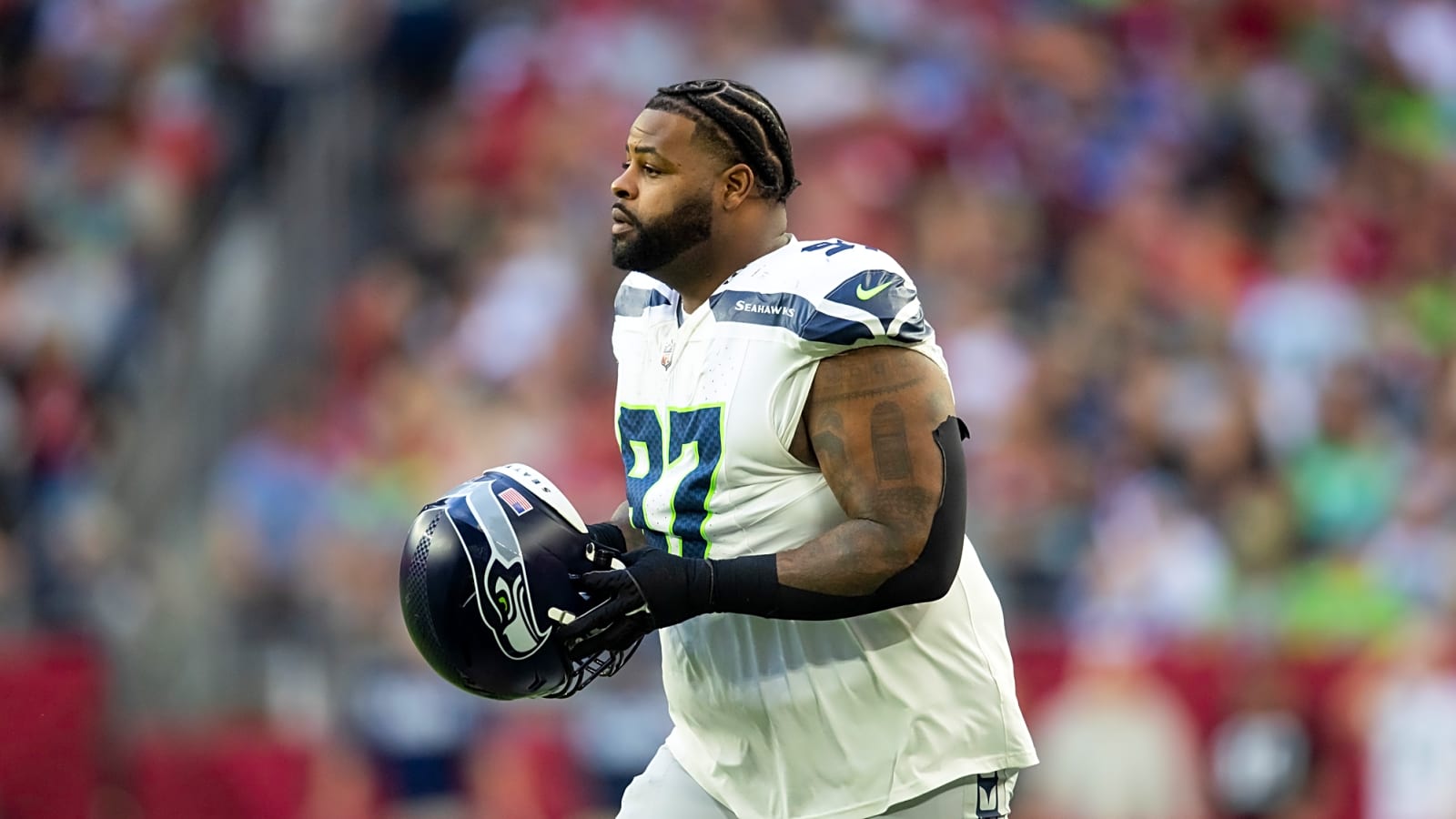 Veteran DT Johnathan Hankins Retiring After 12 Seasons
