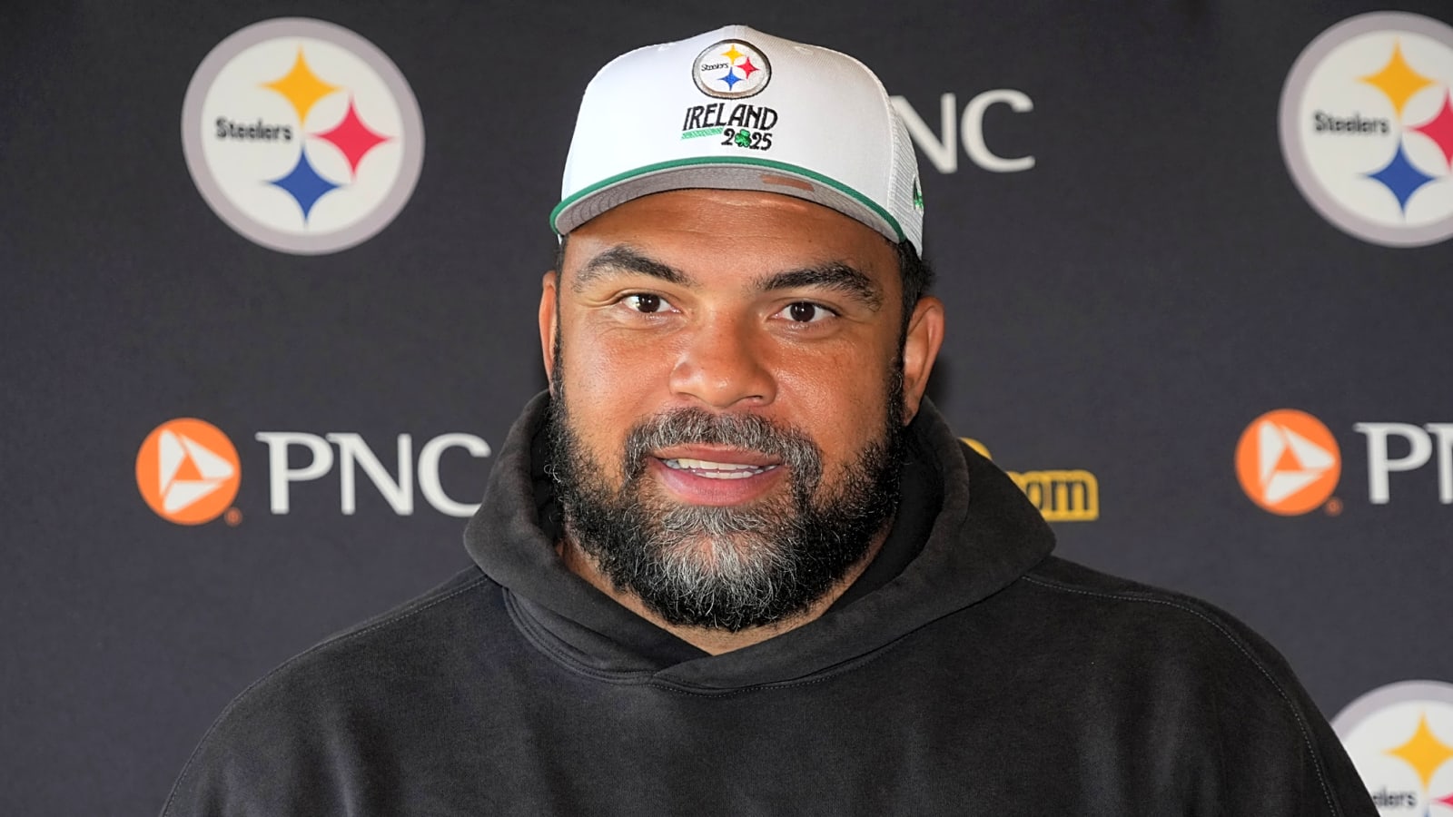 Steelers' Cam Heyward Sends Revealing Message To Locker Room