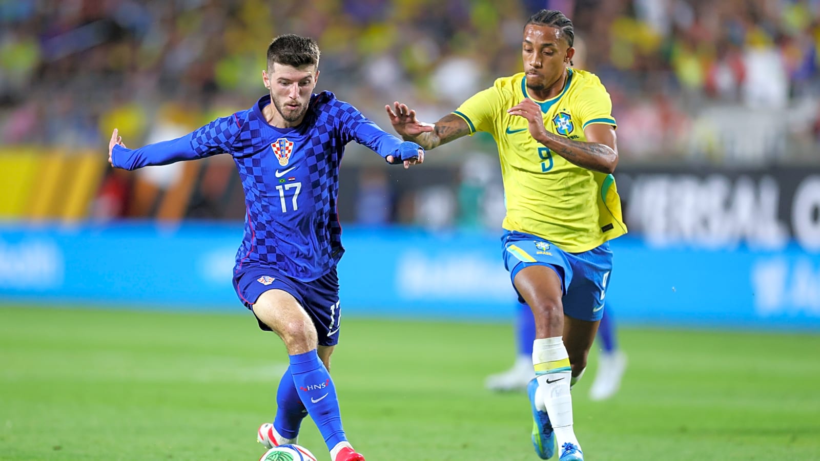 'I enjoy a lot' – Joao Pedro reveals one thing he loves about playing under Liam Rosenior
