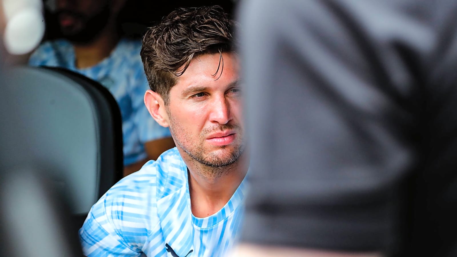 An experienced Manchester City defender wants to remain at the club but will he be given the opportunity?