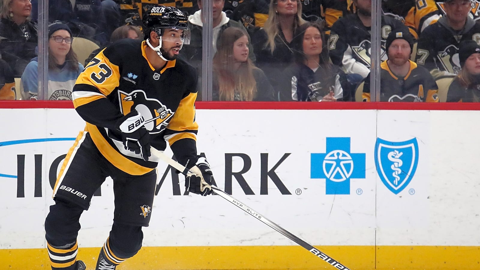Canucks Snatch Former First-Round Pick Defenseman With Free Agency Signing