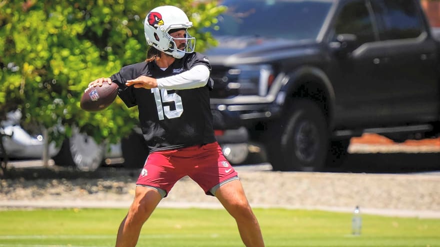 Should Carson Beck be the Cardinals’ starting QB Week 1?