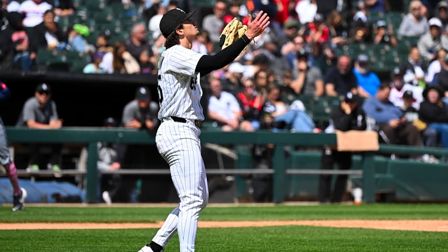 Chicago White Sox starting rotation gets dire warning amid 2026 improvement