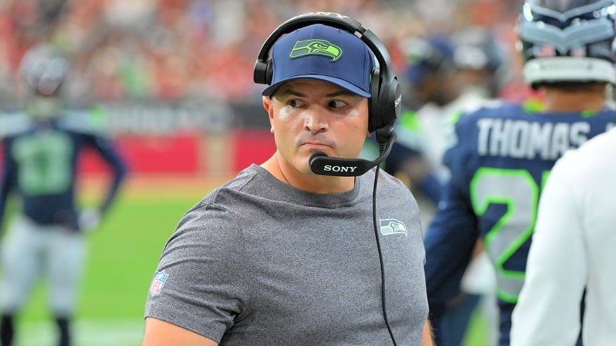 Seahawks stick with Sam Darnold, but Mike Macdonald faces a bigger offensive problem