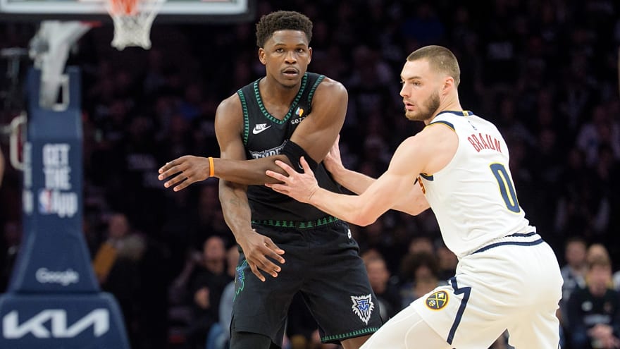 Anthony Edwards out for multiple weeks with left knee injuries