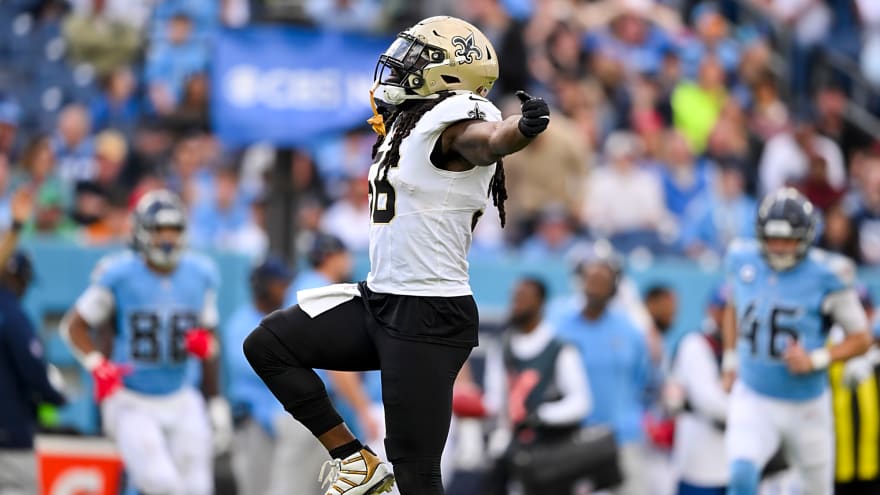 Saints LB Demario Davis Plans Return for 15th NFL Season