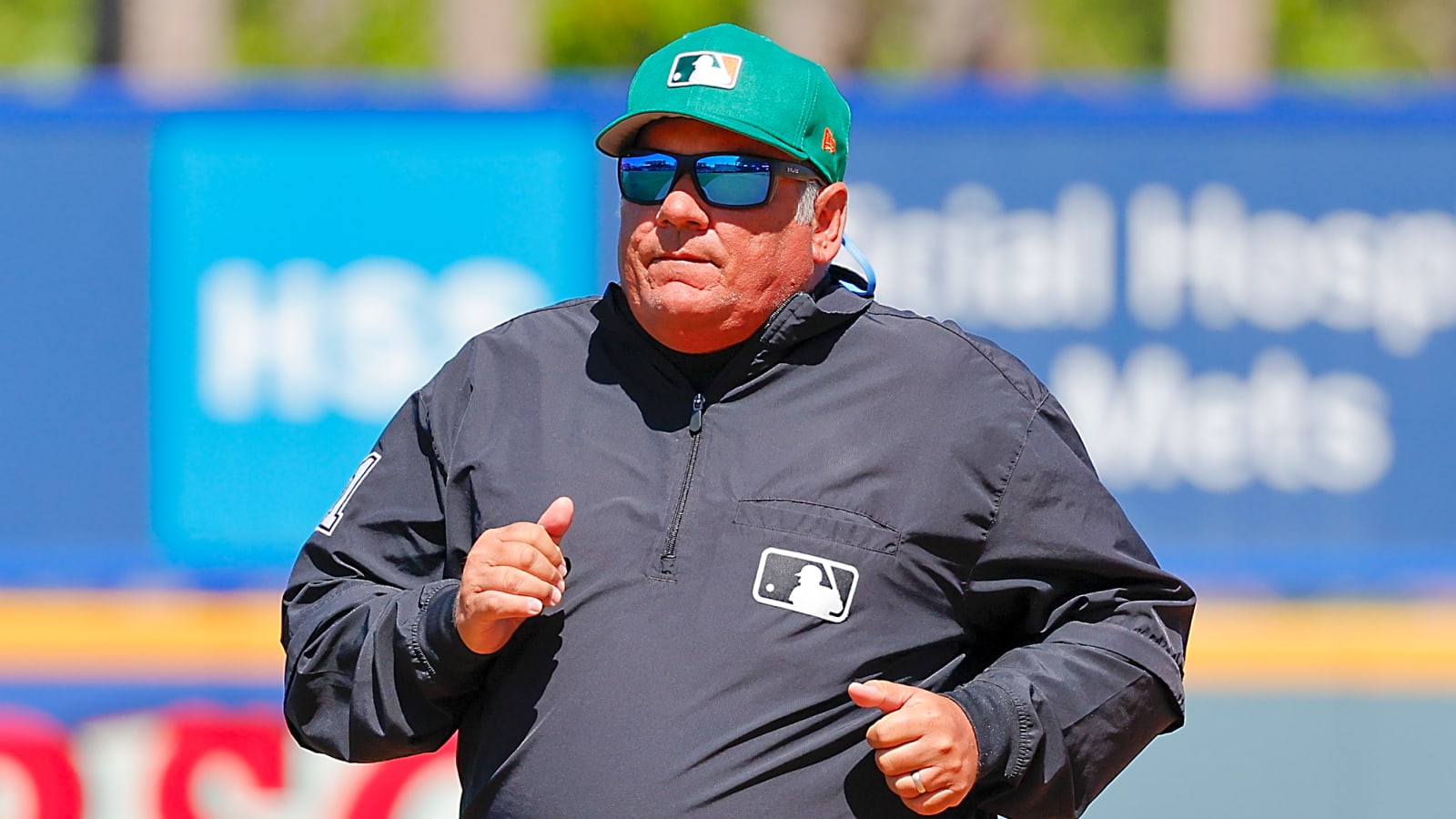 Umpire leaves MLB game after getting hit in face by line drive