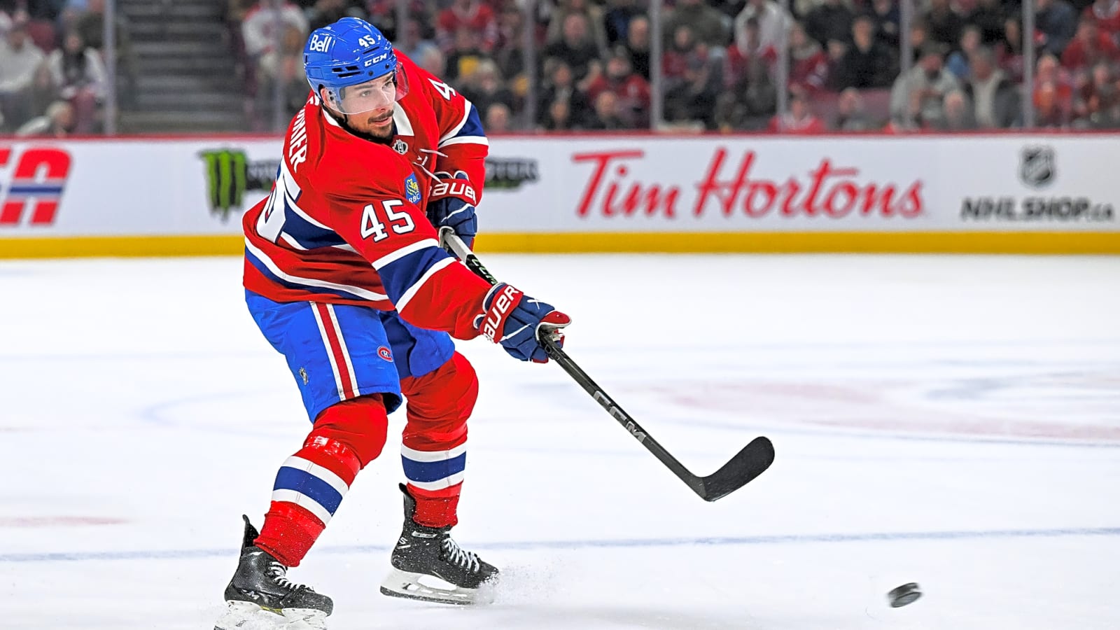 Second concussion this season? Alexandre Carrier must be careful