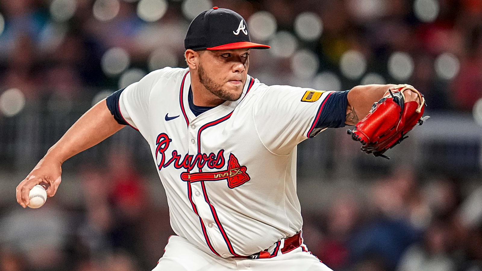 Braves reporter provides unique insight on Joe Jimenez injury