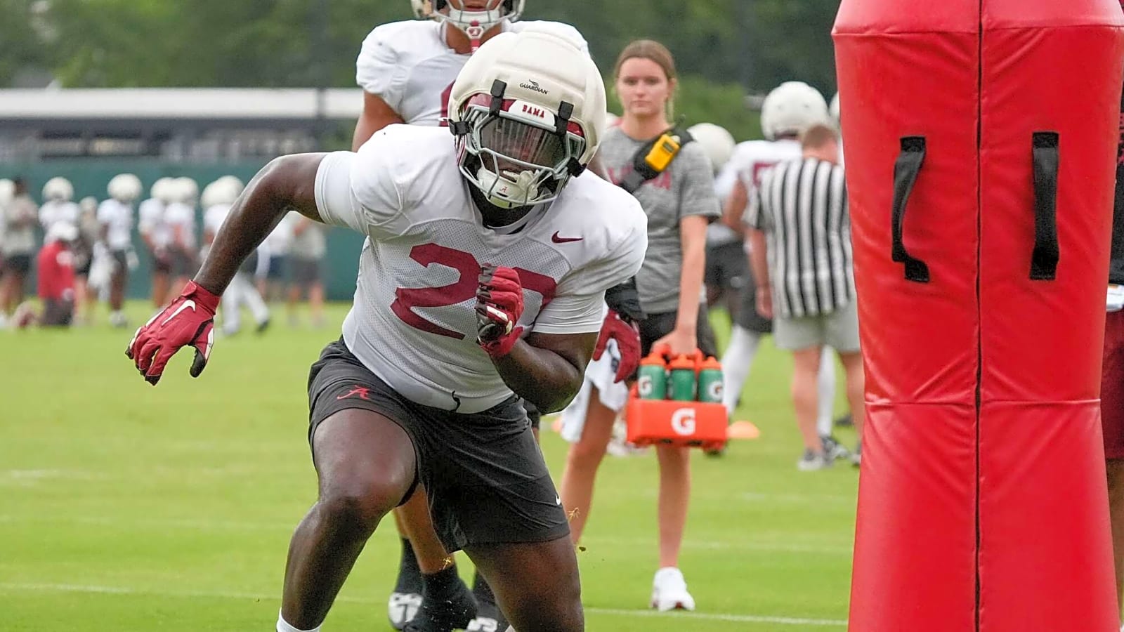 Alabama wolf linebacker sustains neck injury in practice