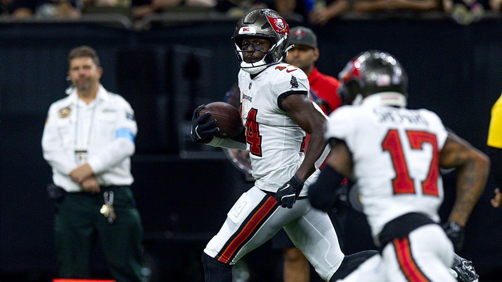 WR Chris Godwin to begin season on Buccaneers' active roster