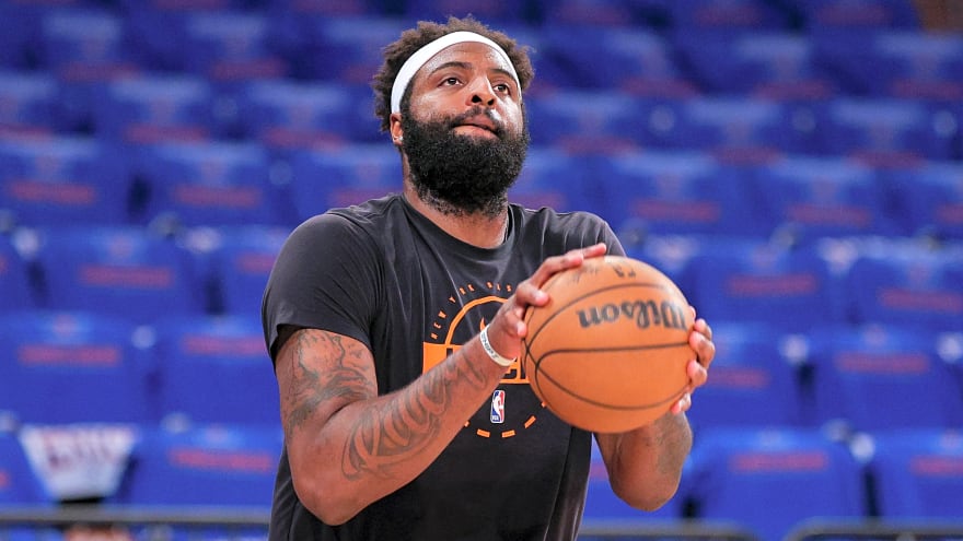 Mitchell Robinson reportedly has NBA Finals plan after finger injury