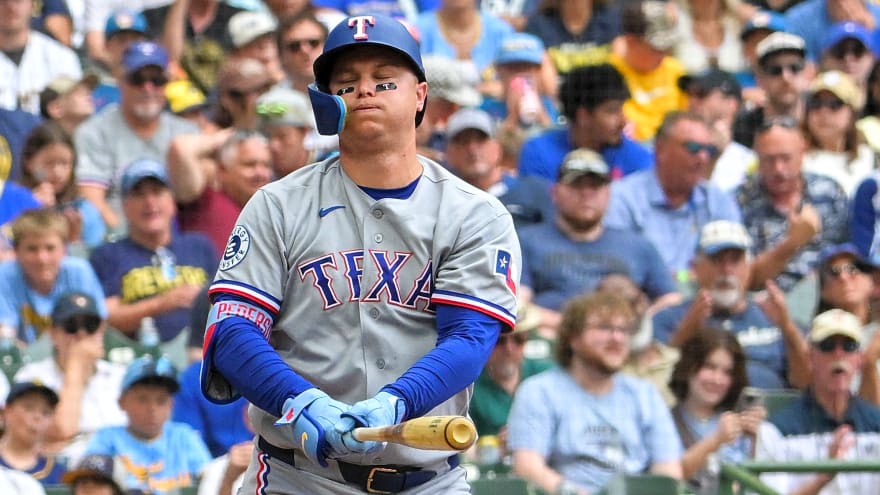 Rangers Set Franchise Record With 11 Leadoff Home Runs