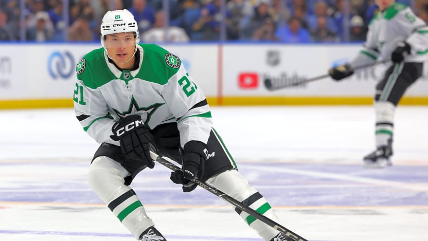 Stars To Begin Extension Talks With Jason Robertson In December