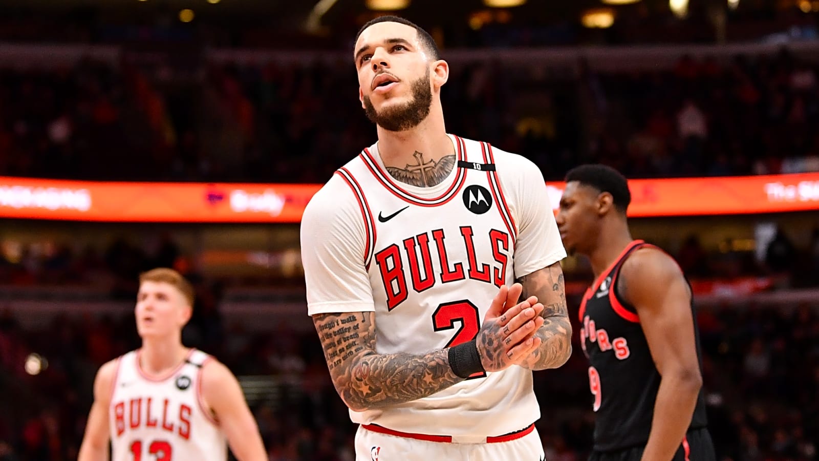 Lonzo Ball, Daniel Gafford, Royce O’Neale Named Trade Targets For Cavs