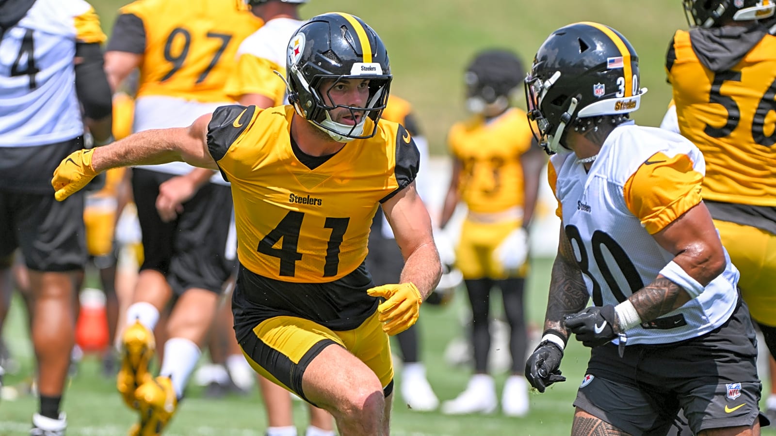 Steelers&#39; Payton Wilson Fires Off Hilarious Warning To Jaylen Warren