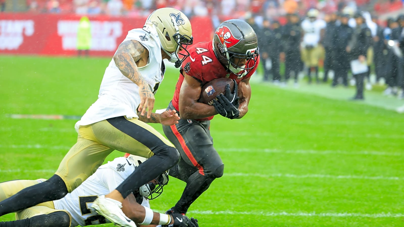 Saints Re-Signing S Terrell Burgess